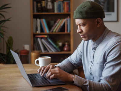 wie du ein eventposter in 48 stunden entwirfst, layoutest und kostengünstig produzieren lässt